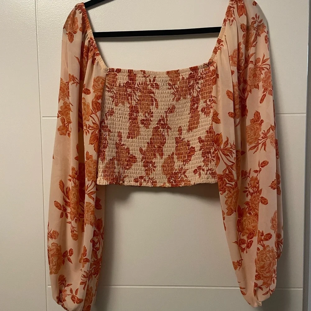 Dynamite Orange Smocked Crop Blouse - Picture 3 of 3